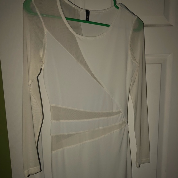 Dresses & Skirts - White mini dress